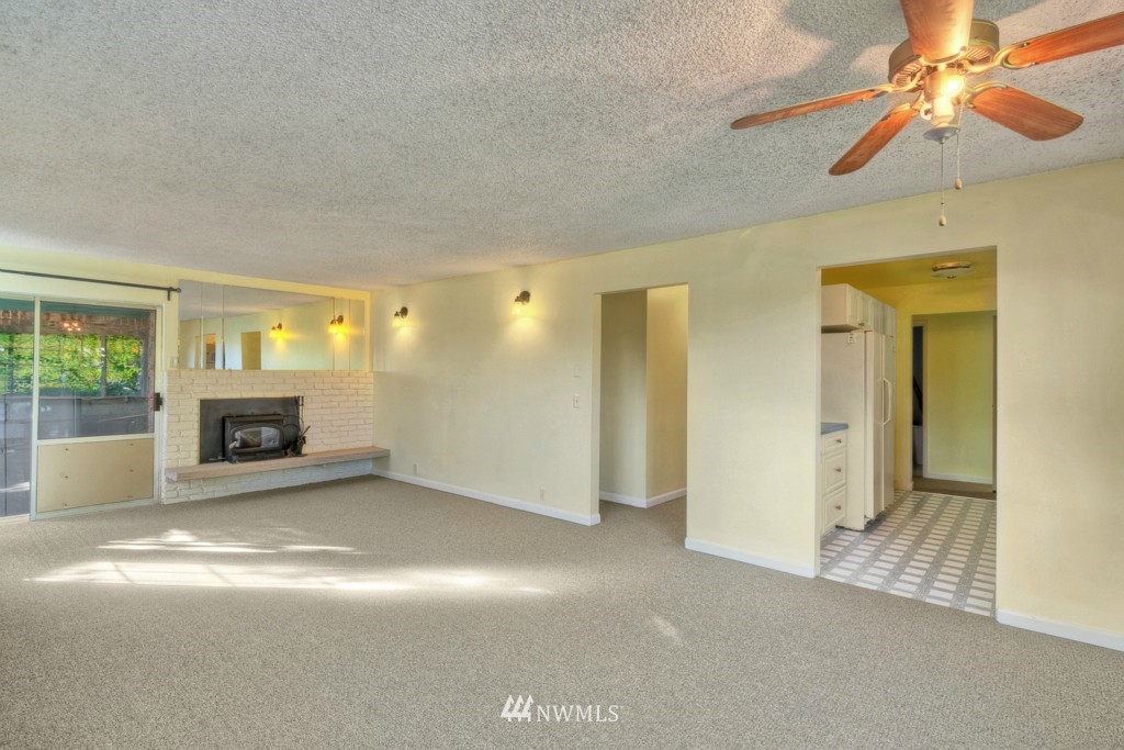 302 Northwest 2nd Place Renton, WA 98057 - Photo 4 of 13