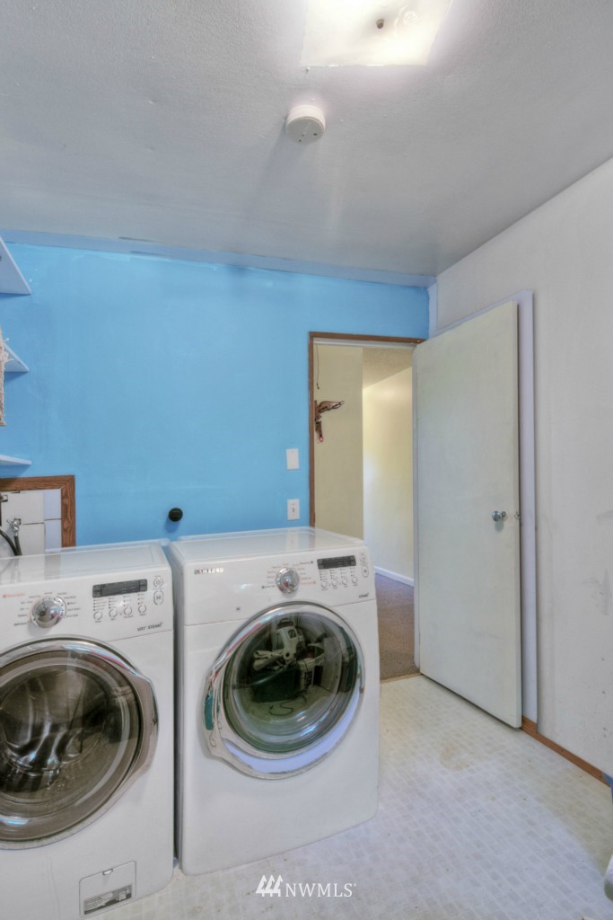 302 Northwest 2nd Place Renton, WA 98057 - Photo 9 of 13