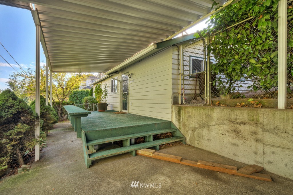 302 Northwest 2nd Place Renton, WA 98057 - Photo 10 of 13