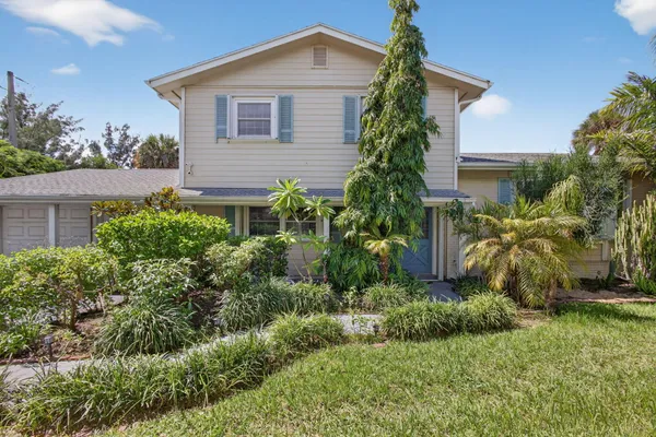 $3,600 | 2025 South Ocean Drive, Fort Pierce, FL 34949