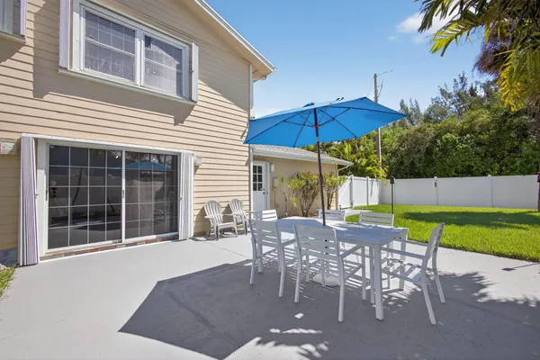 $3,600 | 2025 South Ocean Drive, Fort Pierce, FL 34949