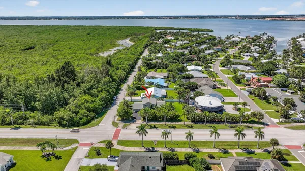 $3,600 | 2025 South Ocean Drive, Fort Pierce, FL 34949