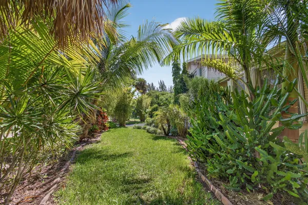 $3,600 | 2025 South Ocean Drive, Fort Pierce, FL 34949