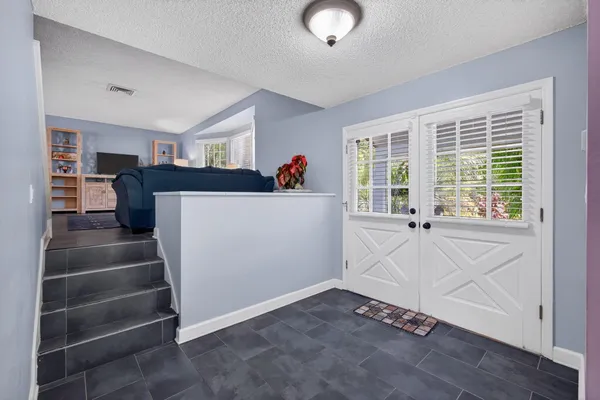$3,600 | 2025 South Ocean Drive, Fort Pierce, FL 34949