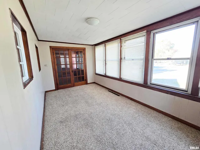 $69,000 | 900 South 16th Street, Herrin, IL 62948