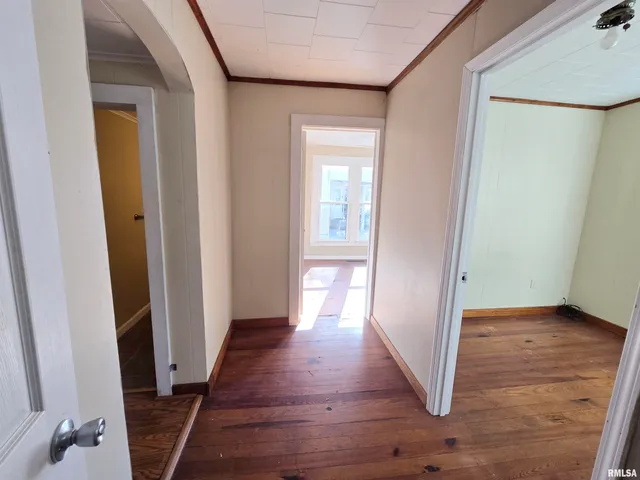 $69,000 | 900 South 16th Street, Herrin, IL 62948