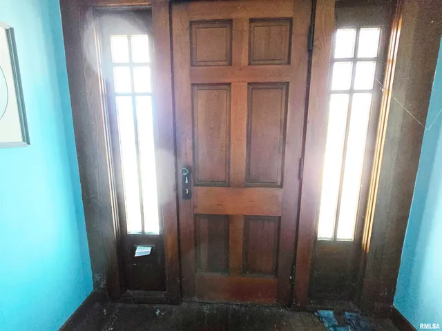 $69,000 | 900 South 16th Street, Herrin, IL 62948