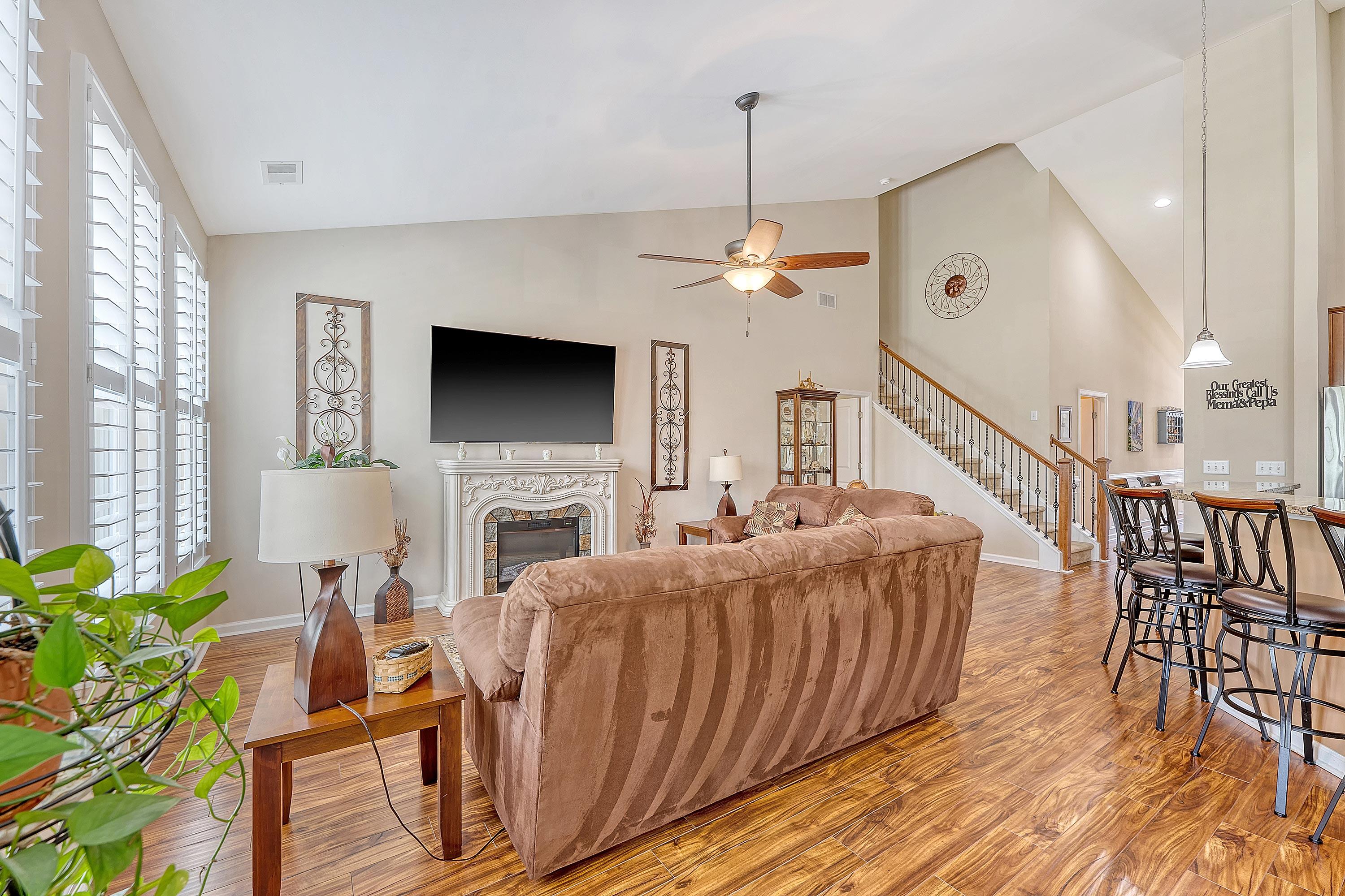 227 Spectrum Road Summerville, SC 29486 - Photo 17 of 45 DSC05209_16-copy