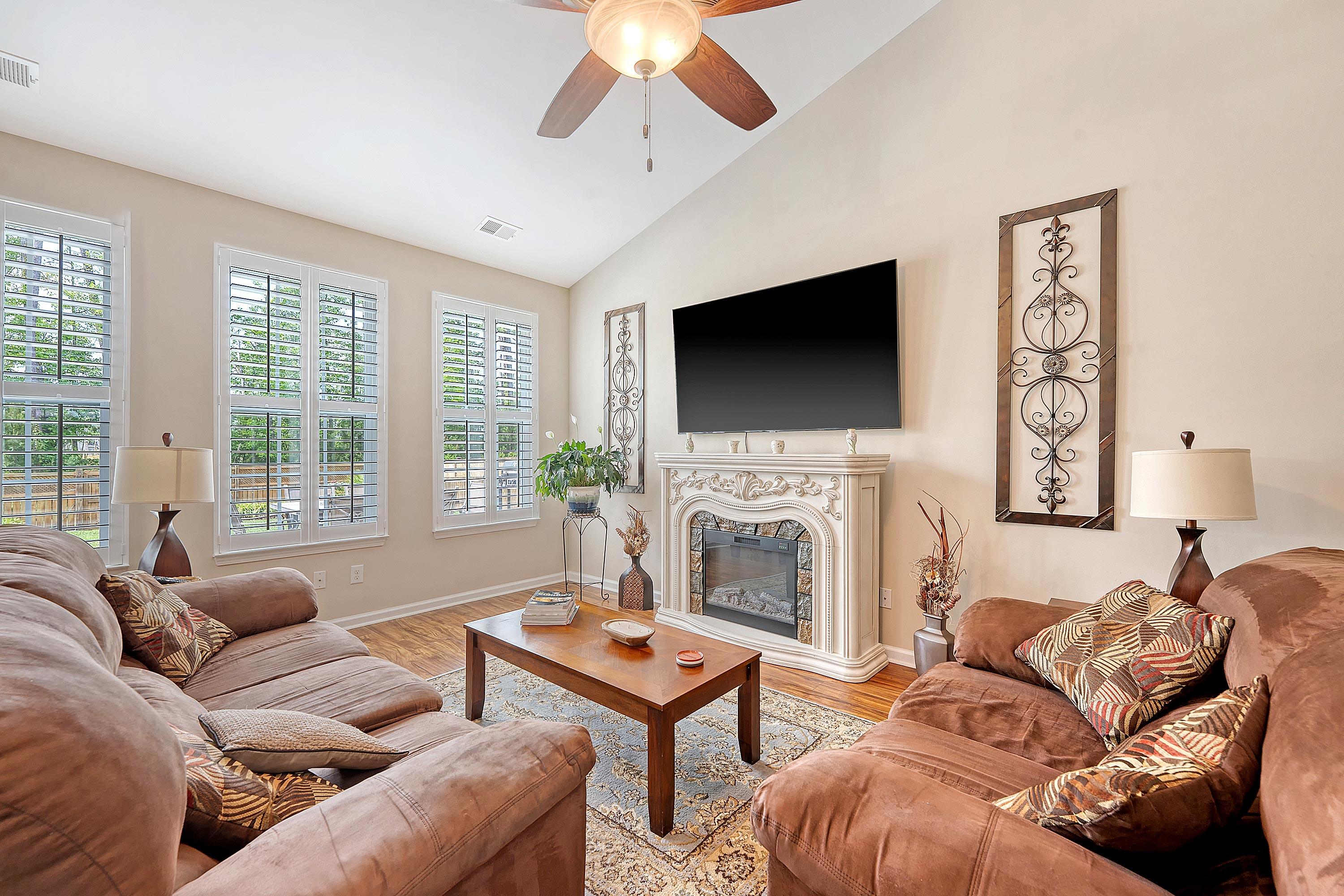 227 Spectrum Road Summerville, SC 29486 - Photo 18 of 45 DSC05199_14-copy