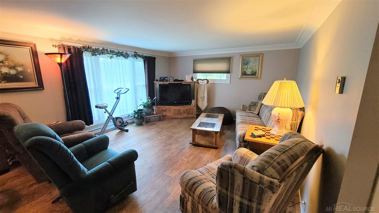 1542 Galbraith Line Road Yale, MI 48097 - Photo 22 of 23 50025945-22.JPG