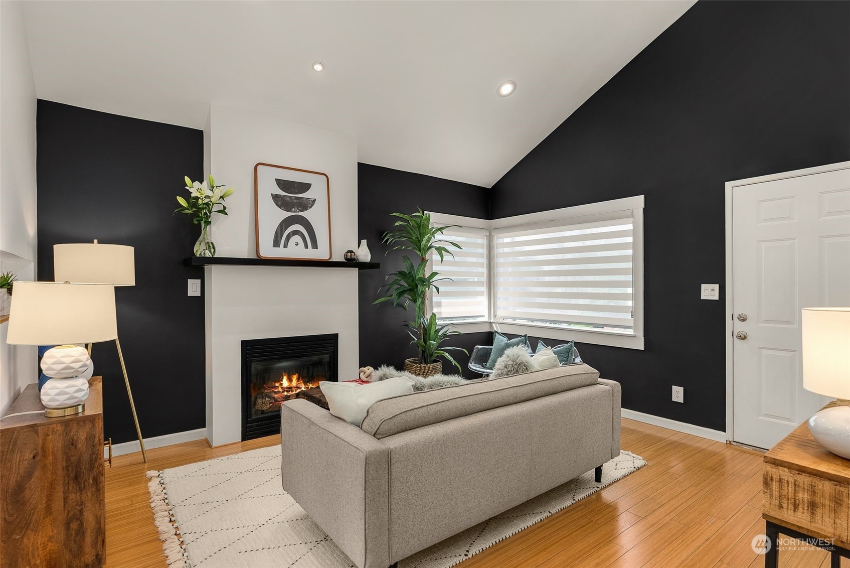 3753 Southwest Austin Street Seattle, WA 98126 - Photo 4 of 33 Gallery Image 4