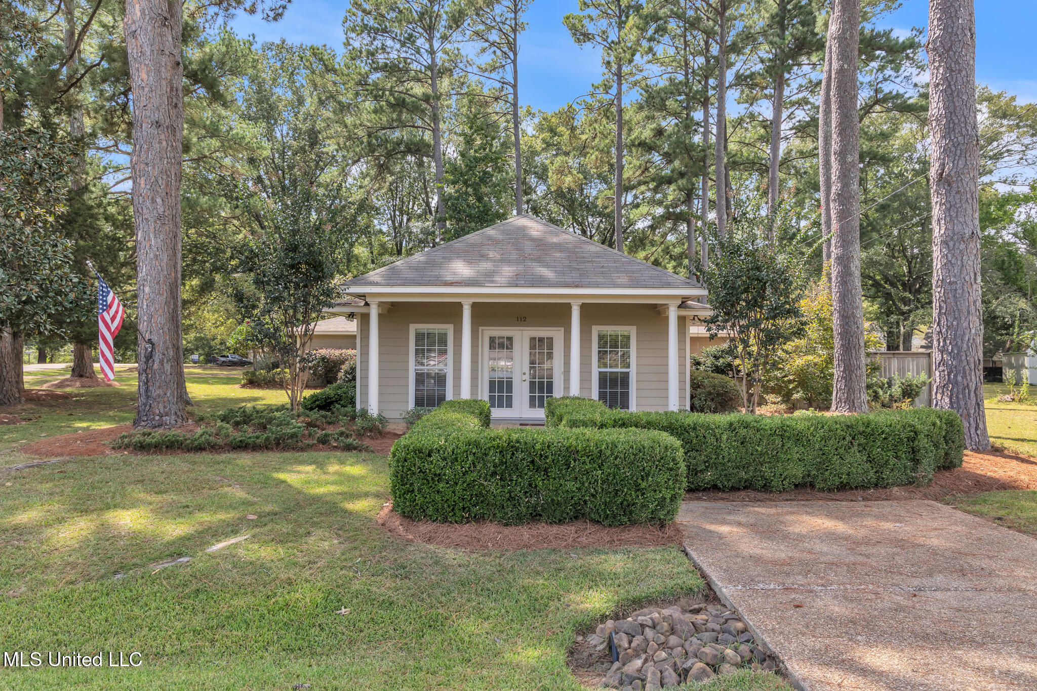 112 Channel Lane Madison, MS 39110 - Photo 1 of 30 FI6A3221-2