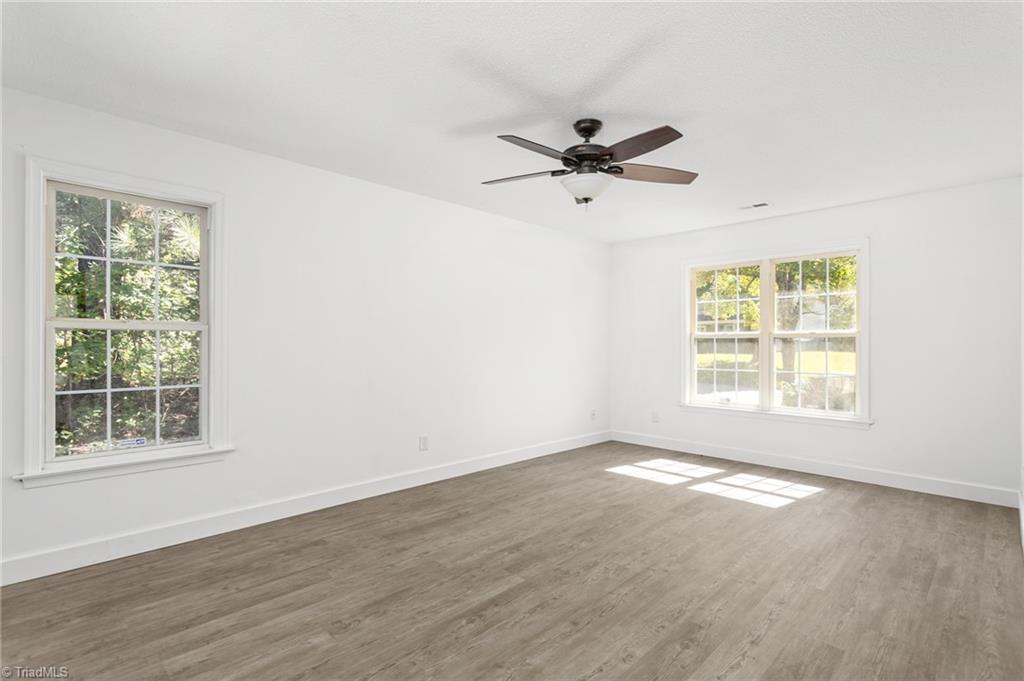 528 Fox Ridge Road Greensboro, NC 27406 - Photo 14 of 32 Den