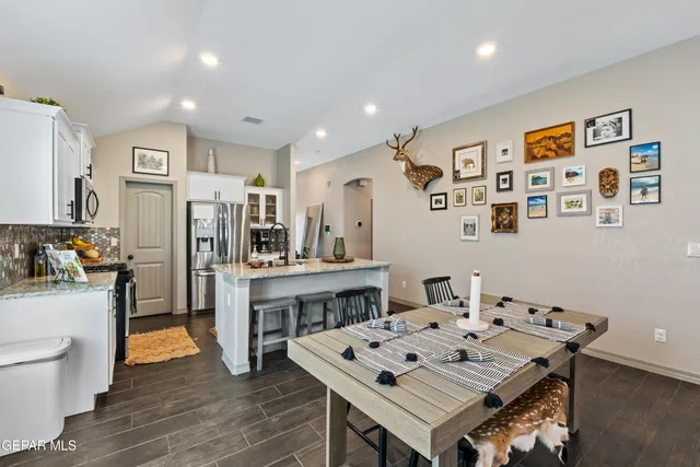 $267,700 | 232 Reigate Drive, Horizon City, TX 79928