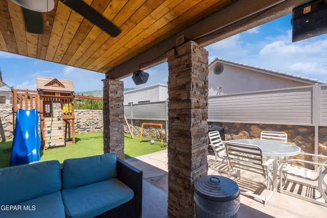 $267,700 | 232 Reigate Drive, Horizon City, TX 79928