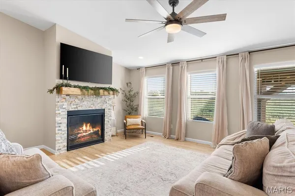 $450,000 | 420 Foxtail Drive, Freeburg, IL 62243