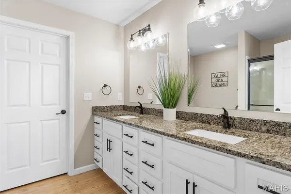 $450,000 | 420 Foxtail Drive, Freeburg, IL 62243