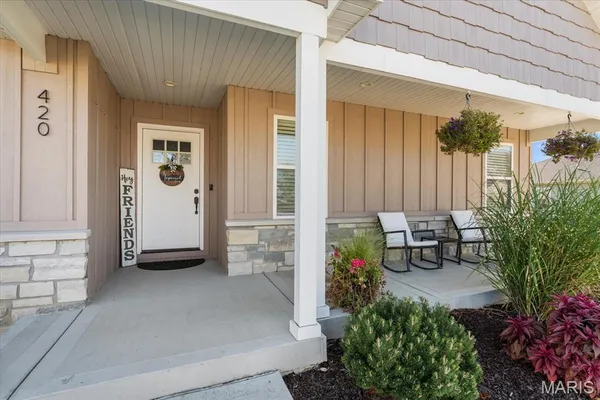 $450,000 | 420 Foxtail Drive, Freeburg, IL 62243