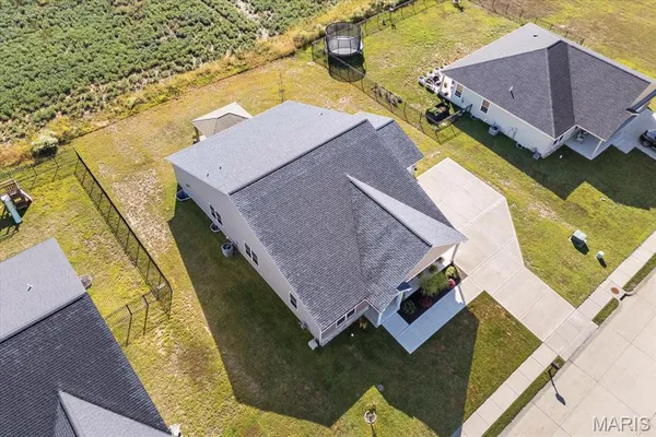 $450,000 | 420 Foxtail Drive, Freeburg, IL 62243