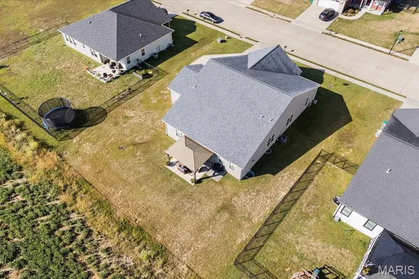 $450,000 | 420 Foxtail Drive, Freeburg, IL 62243