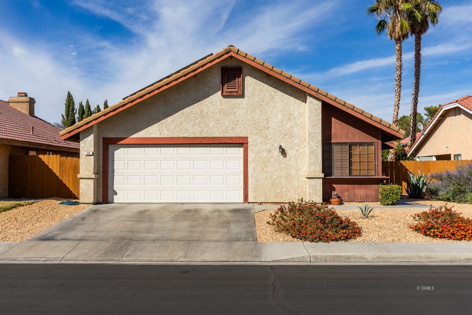 224 Kennedy Court Ridgecrest, CA 93555 - Photo 2 of 27