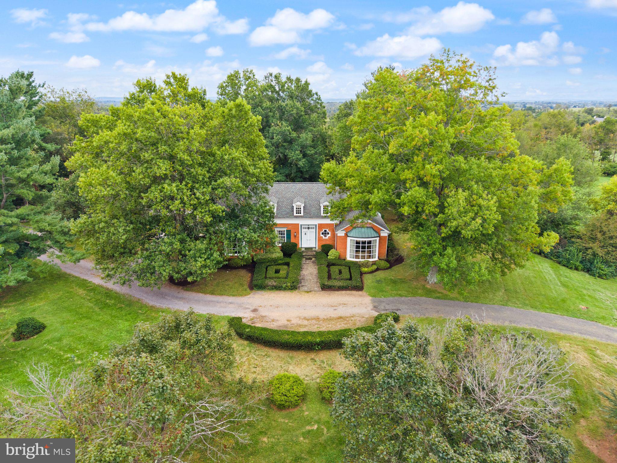 1325 Rokeby Road Upperville, VA 20184 - Photo 5 of 61 Gallery Image 5