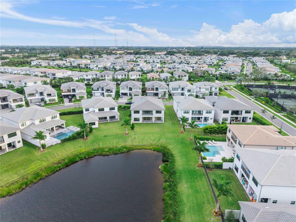 20119 Pacific Dunes Drive Boca Raton, FL 33434 - Photo 6 of 52 a view of a city