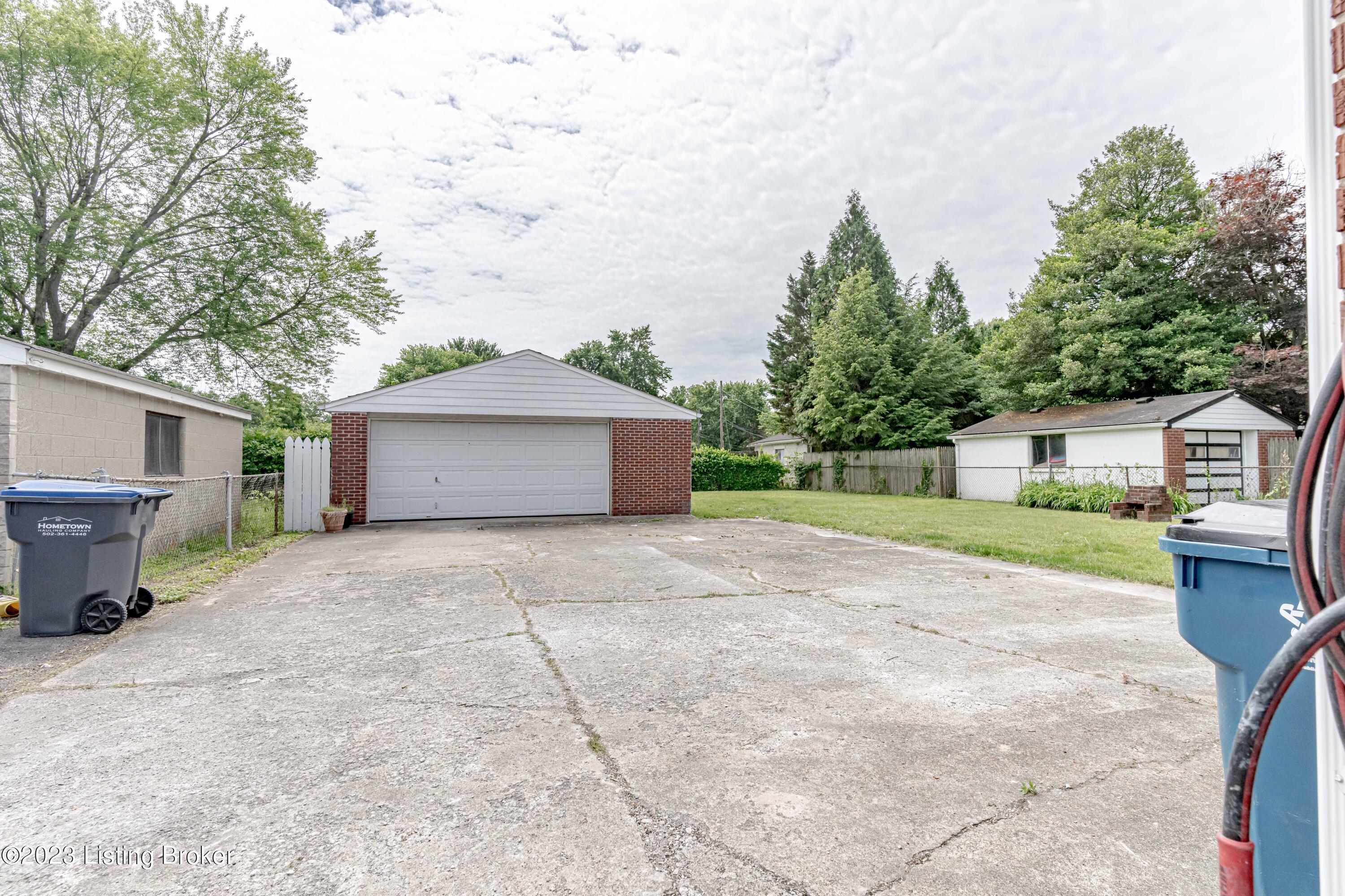 4919 Cane Run Road Louisville, KY 40216 - Photo 19 of 48 DSC05812