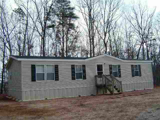 142 Hal Holbrooks Road Westminster, SC 29693 - Photo 1 of 7 Gallery Image 1