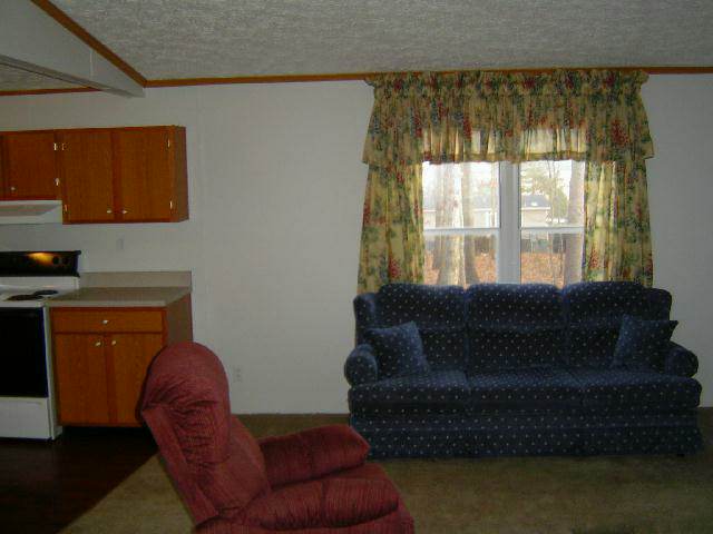 142 Hal Holbrooks Road Westminster, SC 29693 - Photo 3 of 7 Gallery Image 3