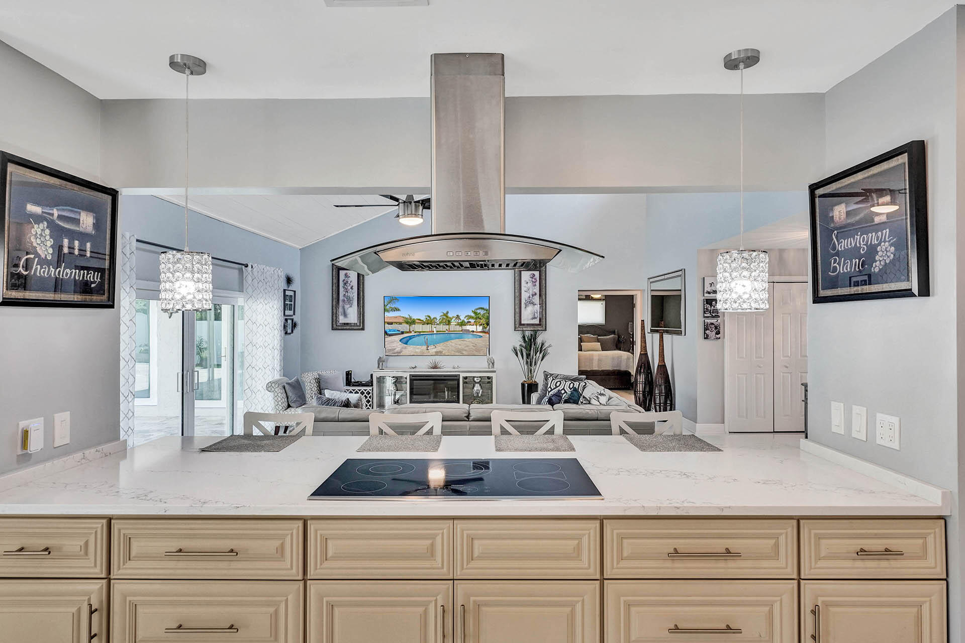 359 South Country Club Boulevard Boca Raton, FL 33487 - Photo 11 of 63 27D9A972-81BD-473D-9D84-B66880D96758