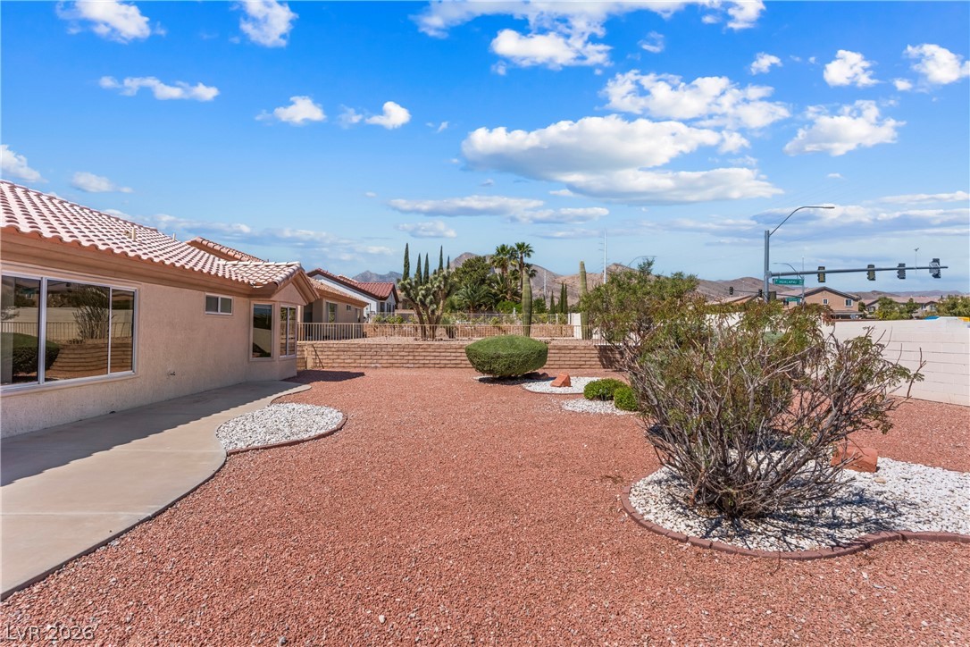10032 Villa Ridge Drive Las Vegas, NV 89134 - Photo 15 of 21