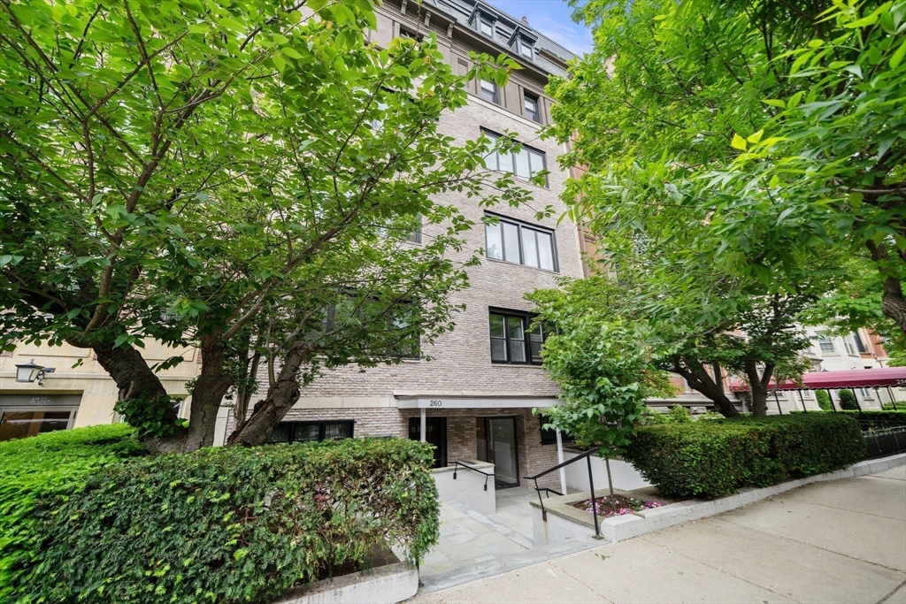 260 Beacon Street, Unit 4 Boston, MA 02116 - Photo 33 of 33