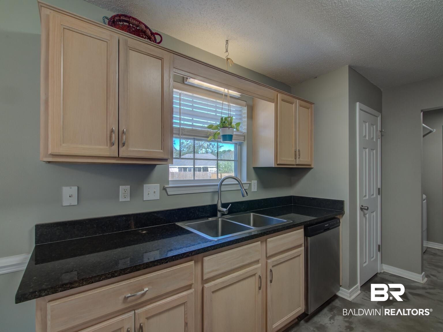 12369 Morning Dew Street Foley, AL 36535 - Photo 6 of 20 Kitchen
