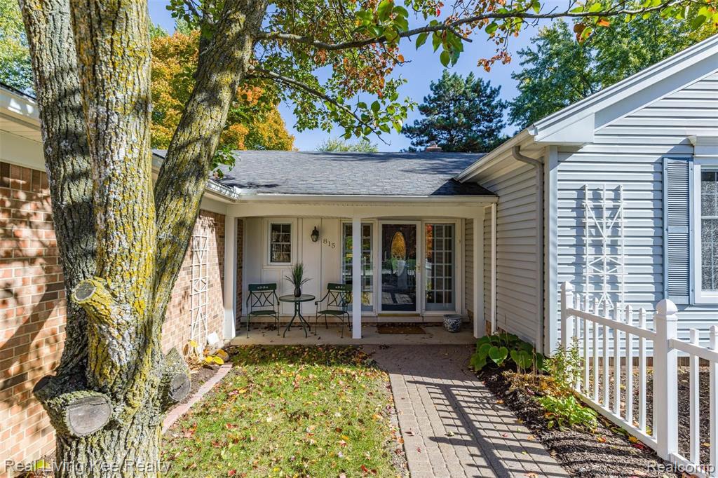 815 Baylor Road Rochester Hills, MI 48309 - Photo 5 of 51
