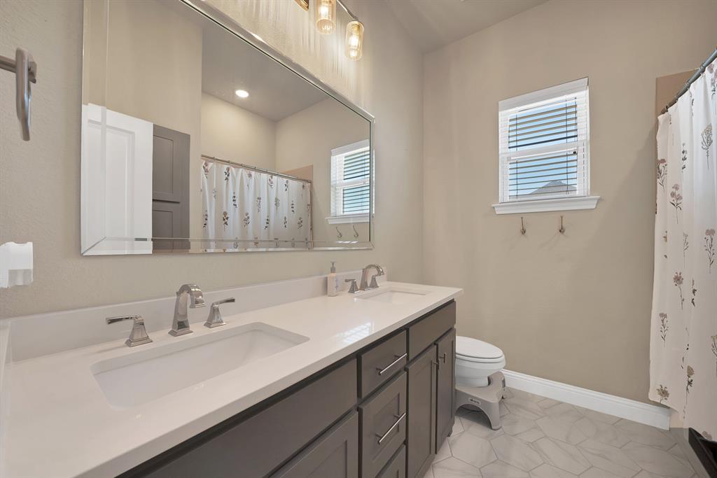 244 Harvard Lane Springtown, TX 76082 - Photo 20 of 37