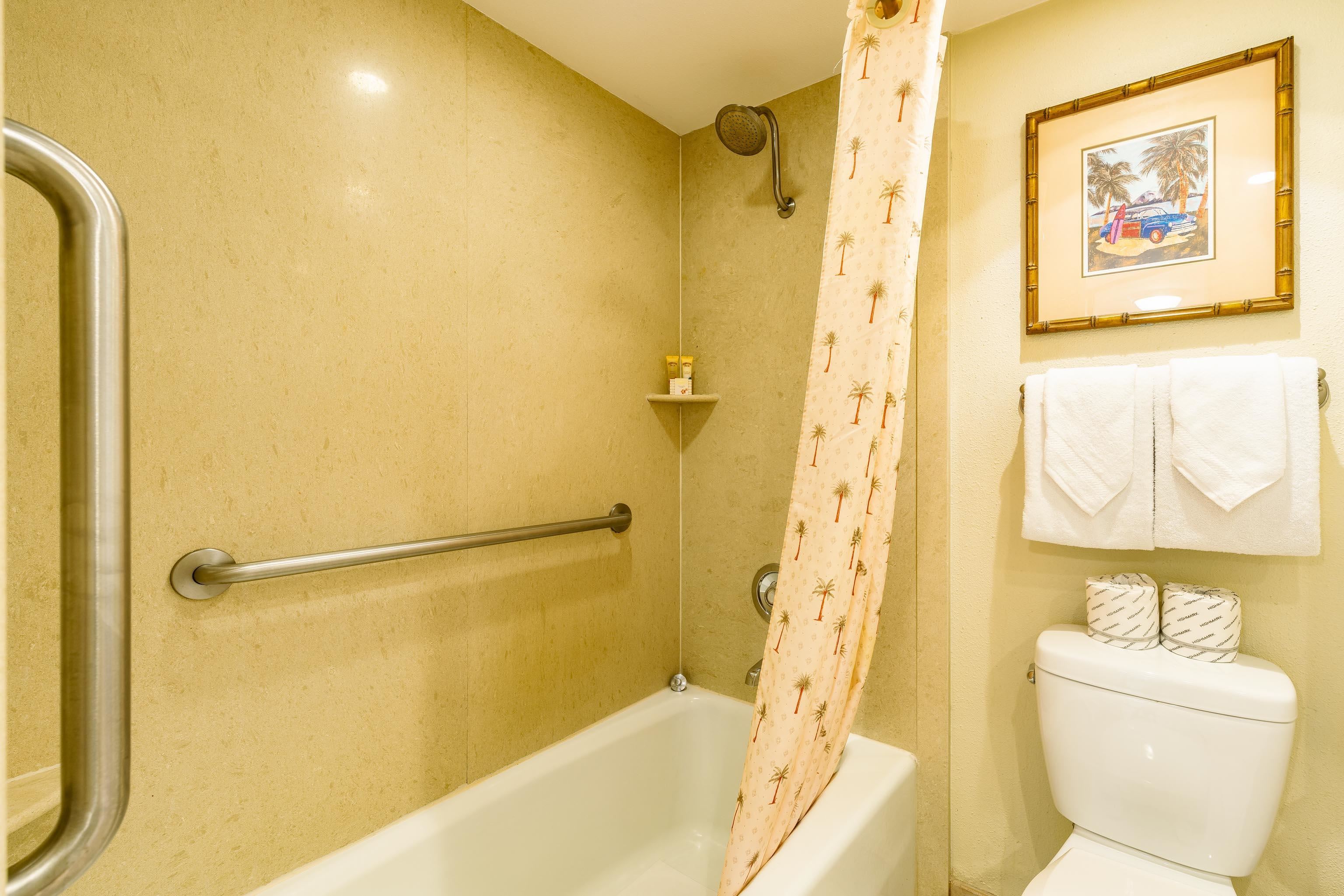 3445 Lower Honoapiilani Road, Unit 905 Lahaina, HI 96761 - Photo 18 of 30 a bathroom with a tub and shower