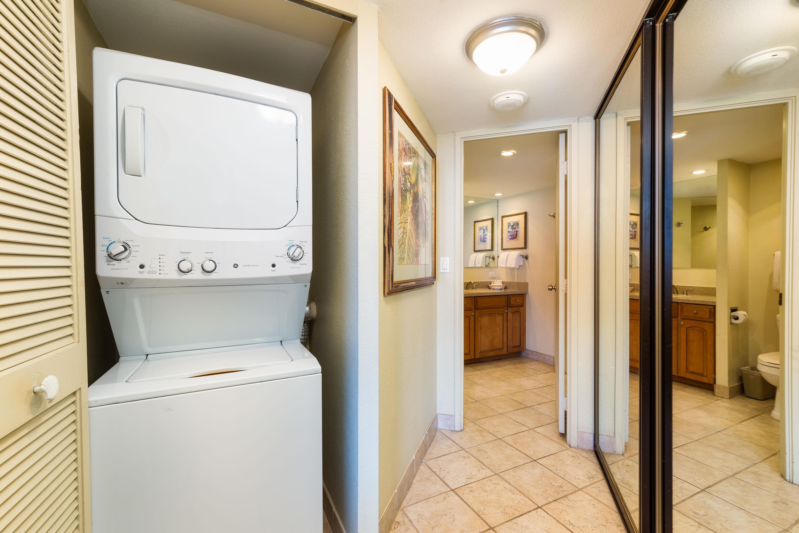 3445 Lower Honoapiilani Road, Unit 905 Lahaina, HI 96761 - Photo 20 of 30 a view of washer and dryer