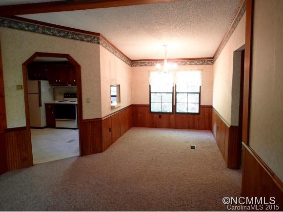 2055 Polly Spout Road Marion, NC 28752 - Photo 13 of 22 Gallery Image 13