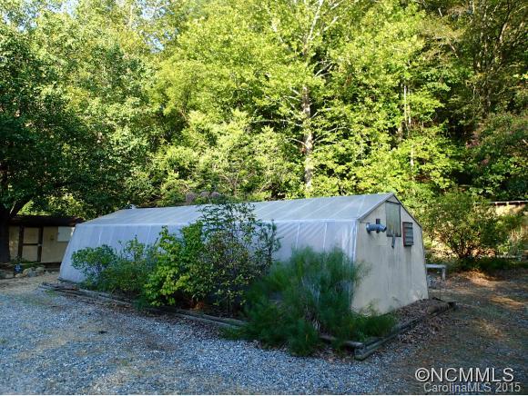 2055 Polly Spout Road Marion, NC 28752 - Photo 4 of 22 Gallery Image 4