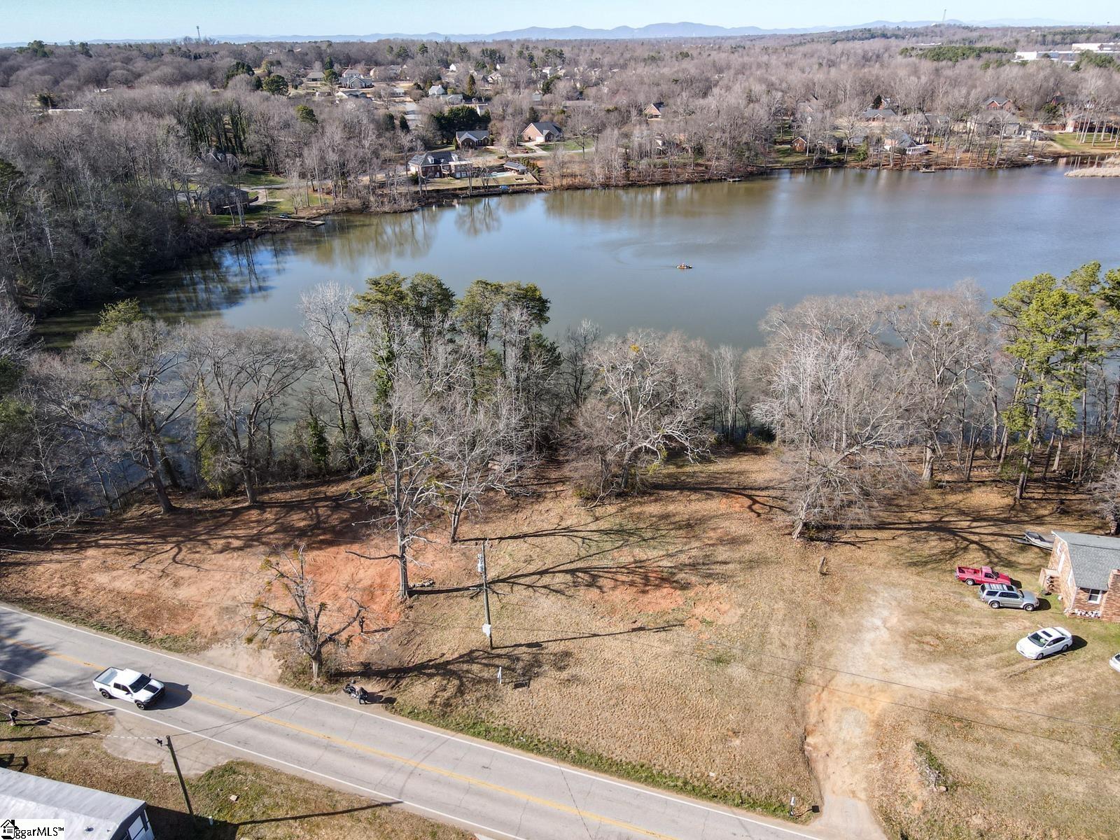 436 Berry Shoals Road Duncan, SC 29334 - Photo 4 of 5