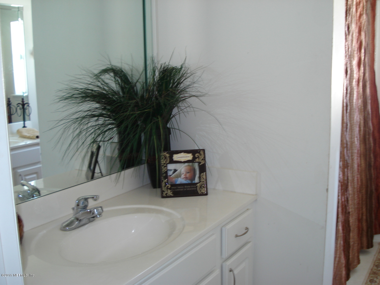 13515 Chauny Road Jacksonville, FL 32246 - Photo 8 of 13 2nd Bath