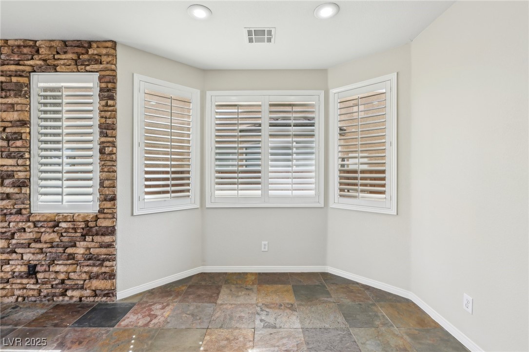 6188 Windfresh Drive Las Vegas, NV 89148 - Photo 20 of 94