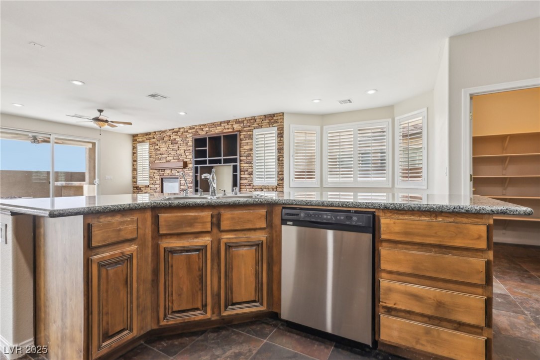 6188 Windfresh Drive Las Vegas, NV 89148 - Photo 32 of 94