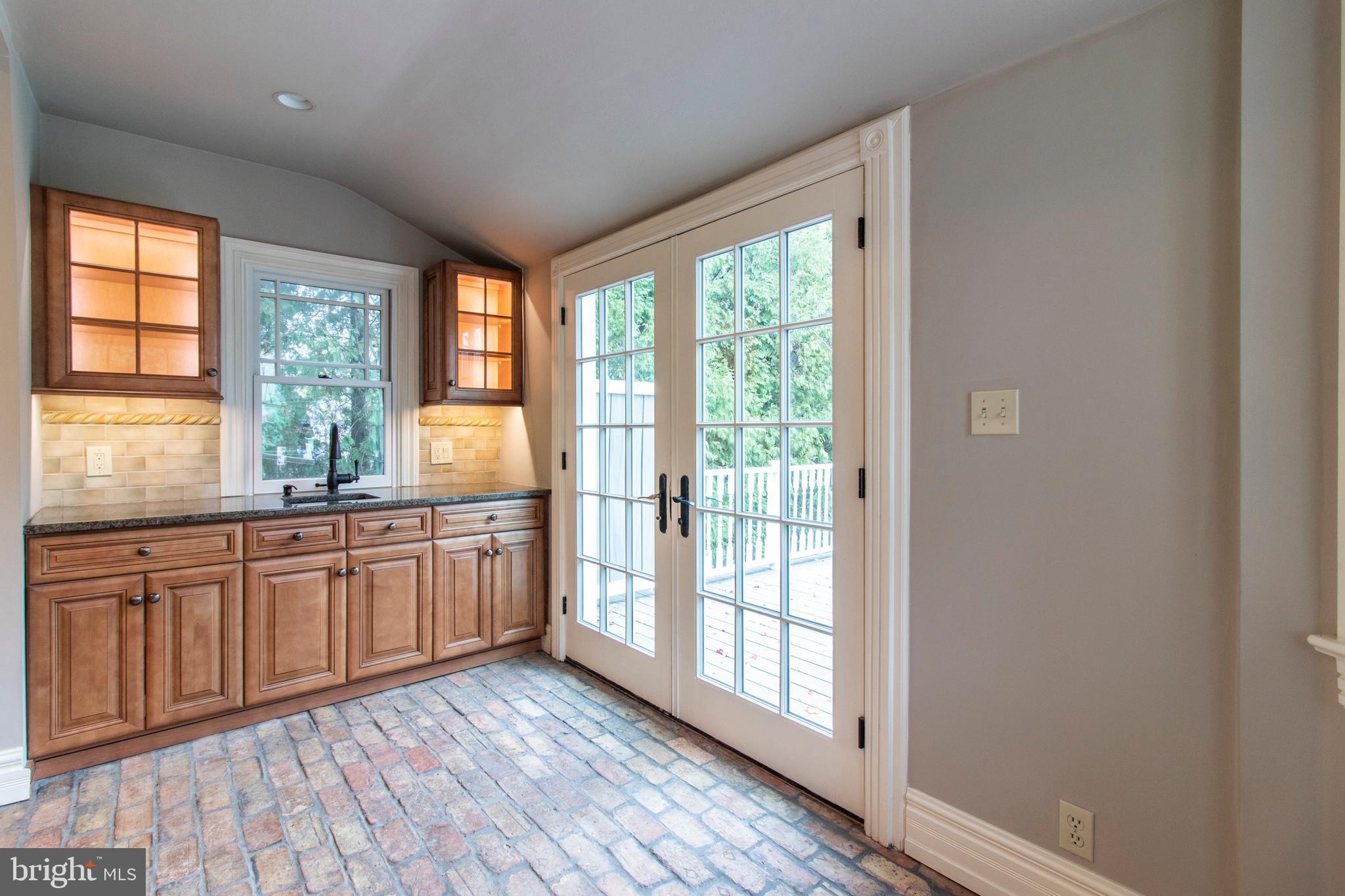 209 South Valley Forge Road Devon, PA 19333 - Photo 22 of 57 Granite Wet Bar