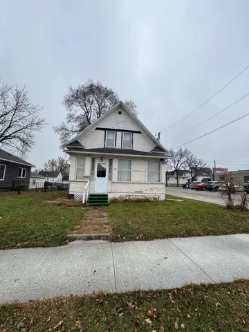 $285,000 | 16 10th Street Northeast, Rochester, MN 55906