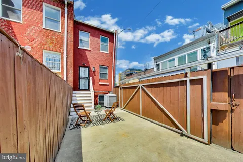 $825,000 | 704 Rhode Island Avenue Northwest, Washington, DC 20001