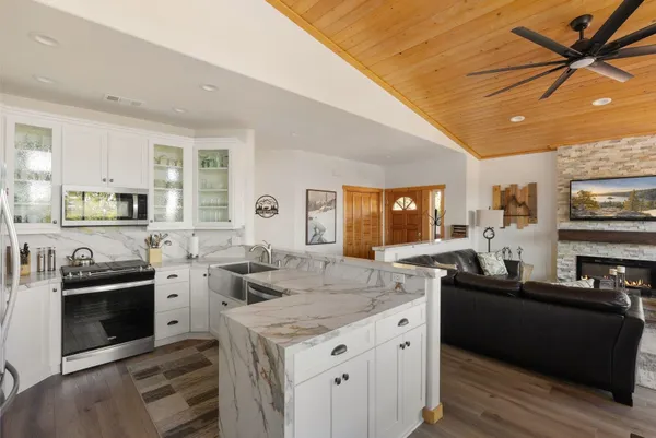 $799,000 | 12465 Bear Meadows Court, Unit 3, Truckee, CA 96161