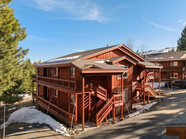 $799,000 | 12465 Bear Meadows Court, Unit 3, Truckee, CA 96161
