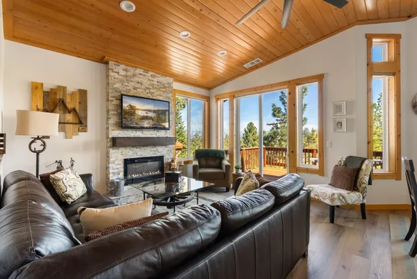 $799,000 | 12465 Bear Meadows Court, Unit 3, Truckee, CA 96161